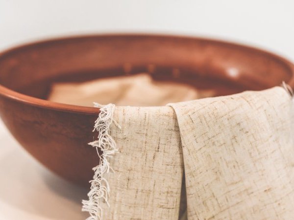 A Basin and a&nbsp;Towel